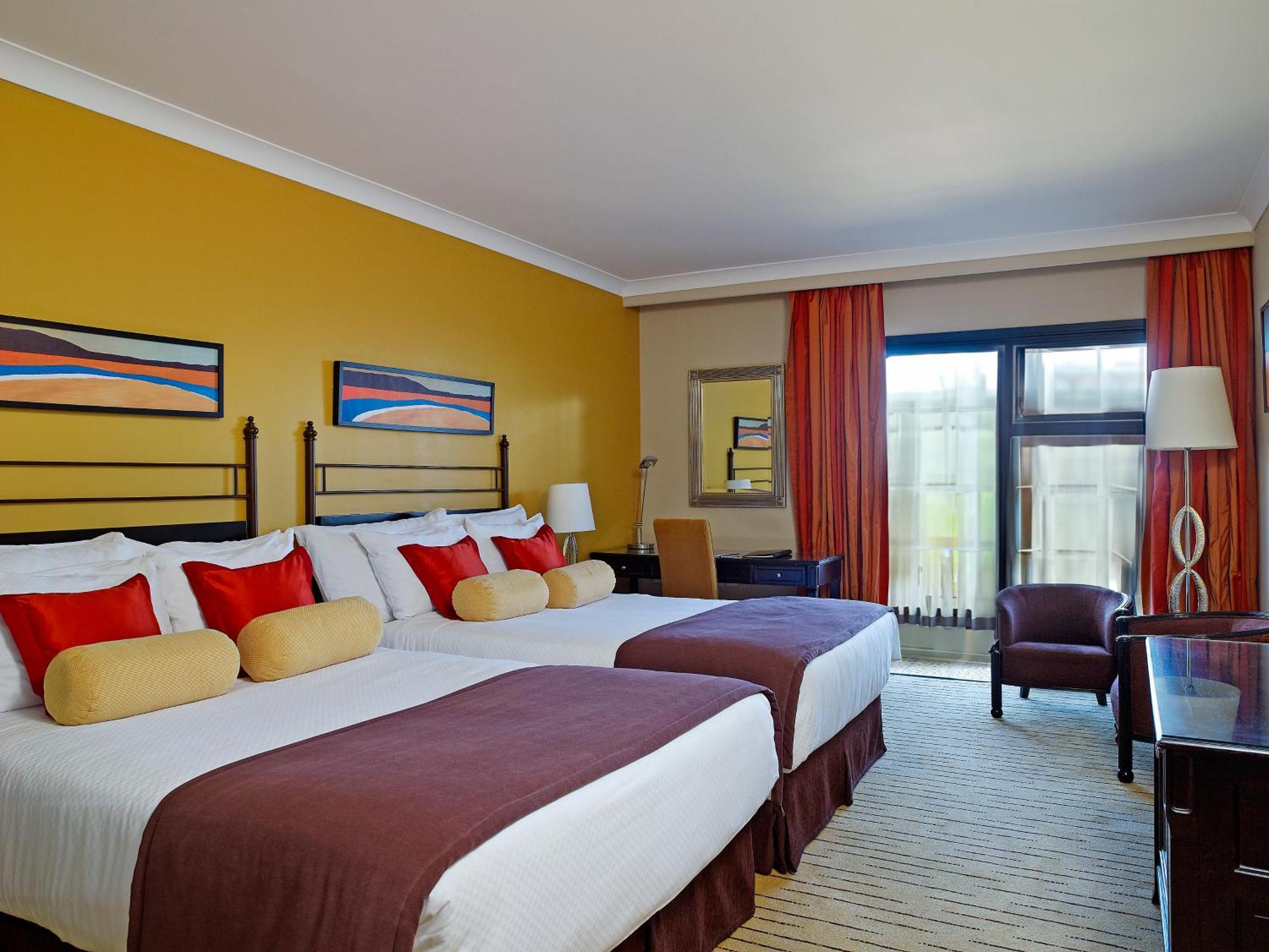 Corinthia St George's Bay 5* Сент Джулианс